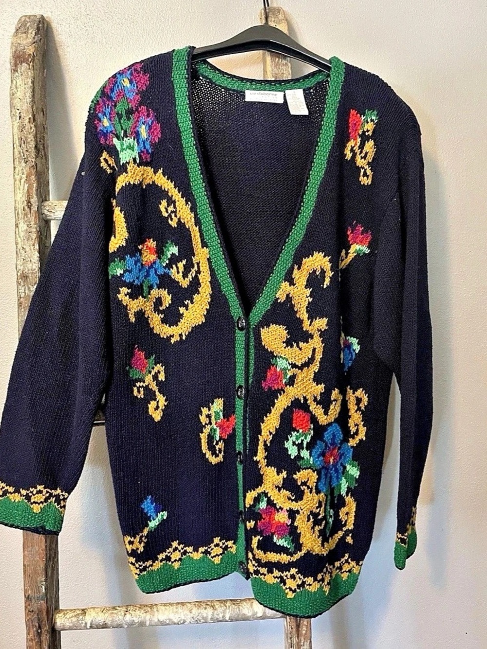 Vintage Liz Claiborne Womens Hand Knitted V-Neck cardigan Size S Blue Oversized